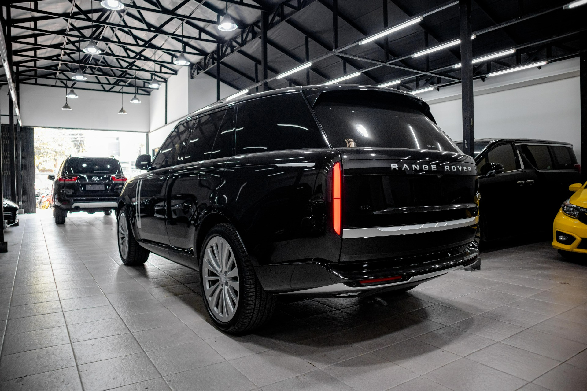 2022 Land Rover Range Rover Vogue VOGUE 4.4 AT 2022 Land Rover Range Rover Vogue VOGUE 4.4 AT