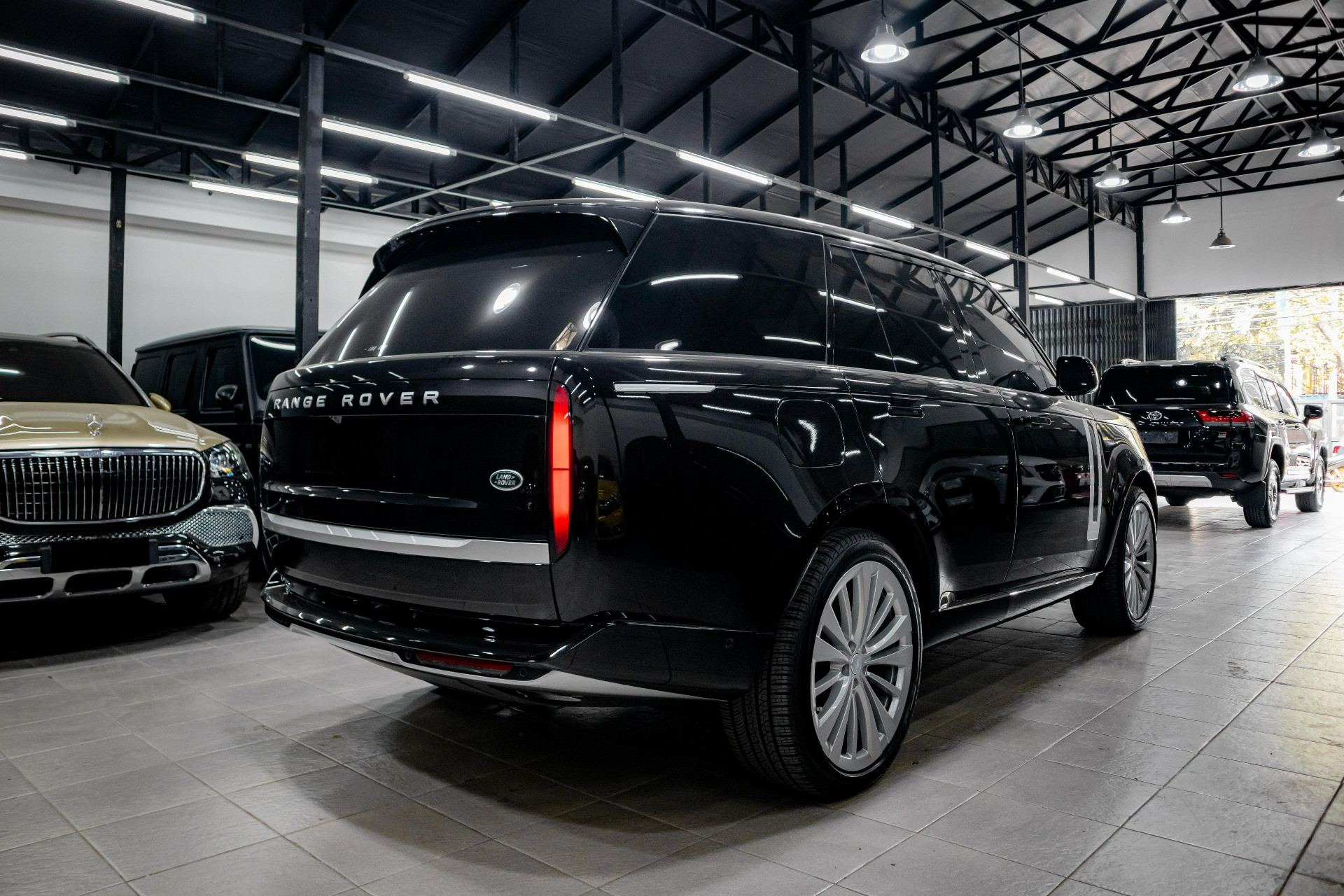 2022 Land Rover Range Rover Vogue VOGUE 4.4 AT 2022 Land Rover Range Rover Vogue VOGUE 4.4 AT