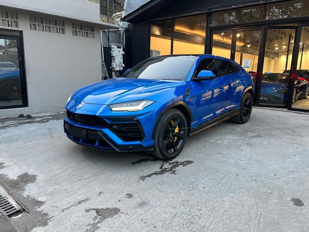 2019 Lamborghini Urus 4.0L 4.0L tua