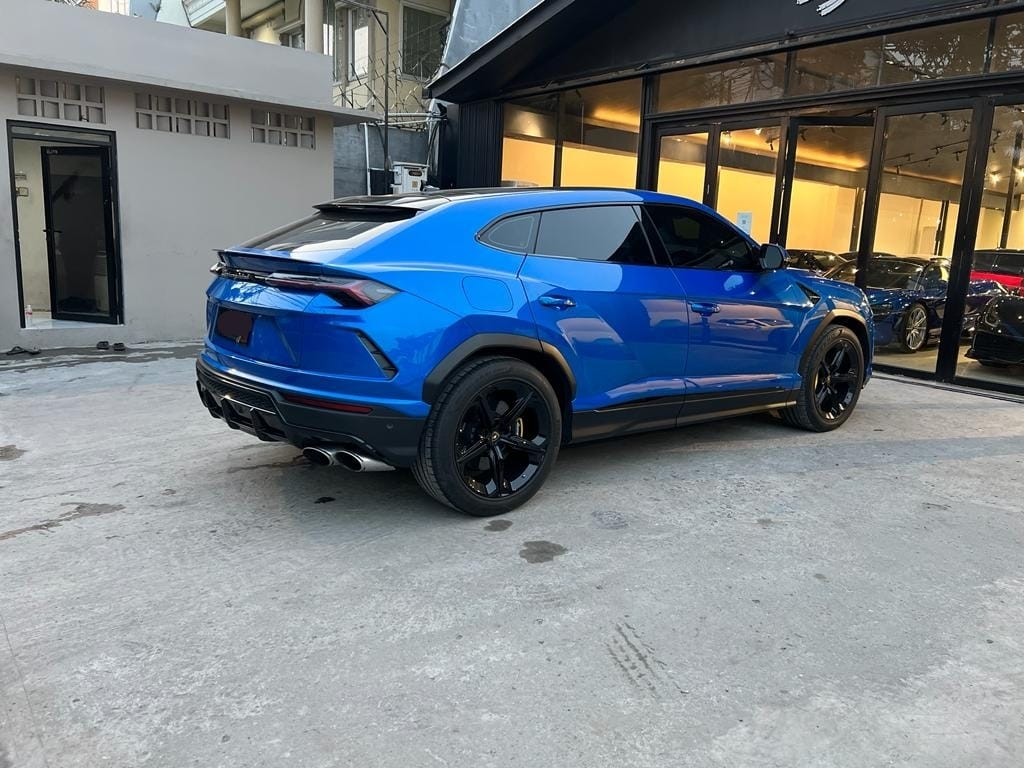 2019 Lamborghini Urus SE 2019 Lamborghini Urus SE