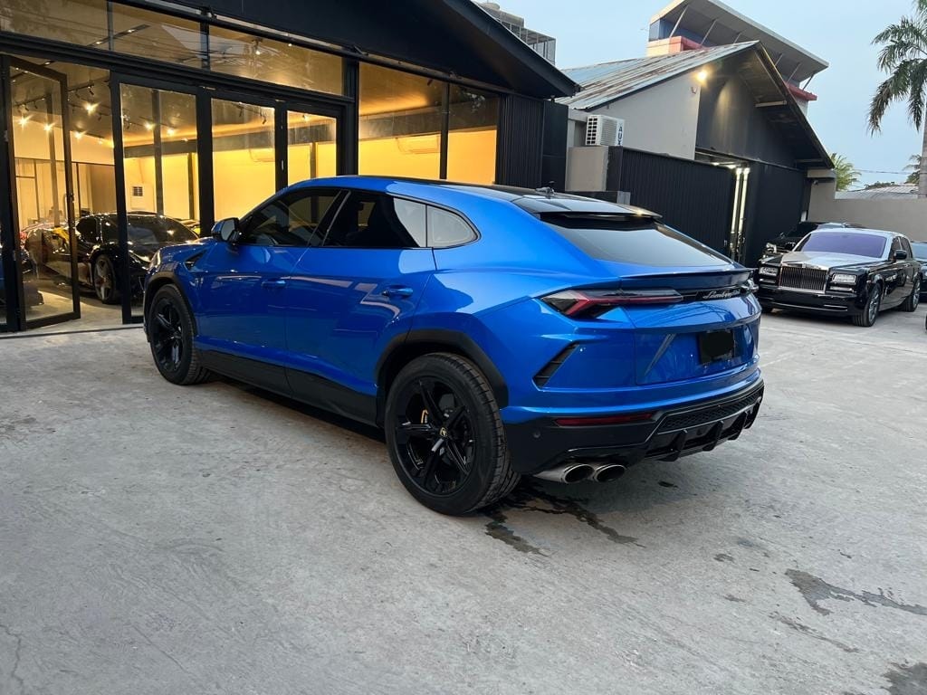 2019 Lamborghini Urus SE 2019 Lamborghini Urus SE