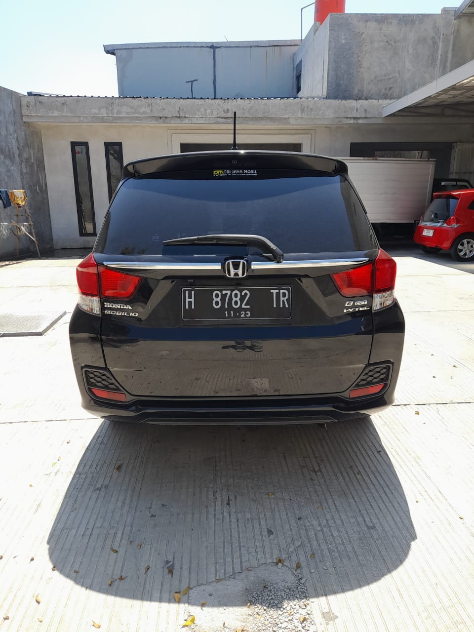 Dijual 2018 Honda Mobilio E 1.5L AT E 1.5L AT Bekas