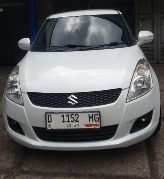 2012 Suzuki Swift 2012 Suzuki Swift