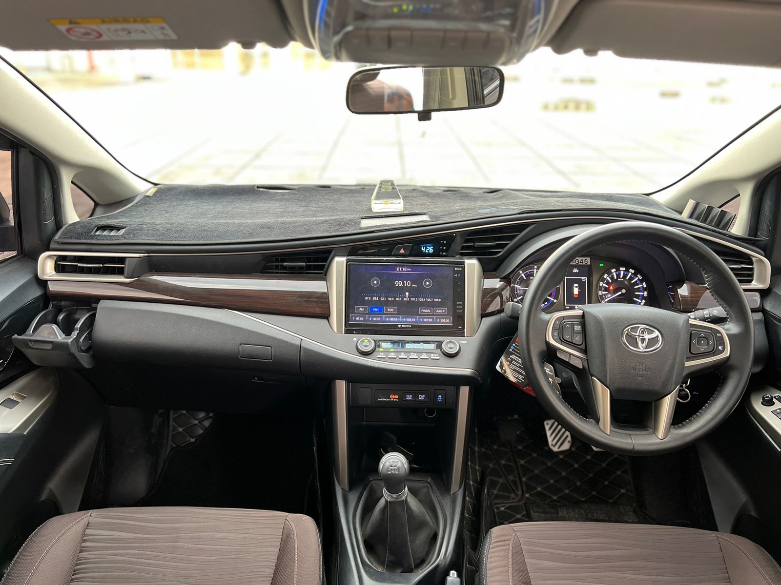 2022 Toyota Kijang Innova 2022 Toyota Kijang Innova