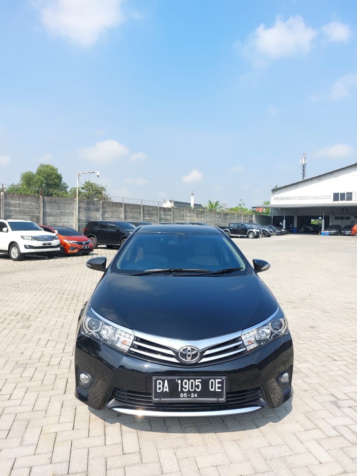 Second Hand 2014 Toyota Corolla Altis Second Hand 2014 Toyota Corolla Altis