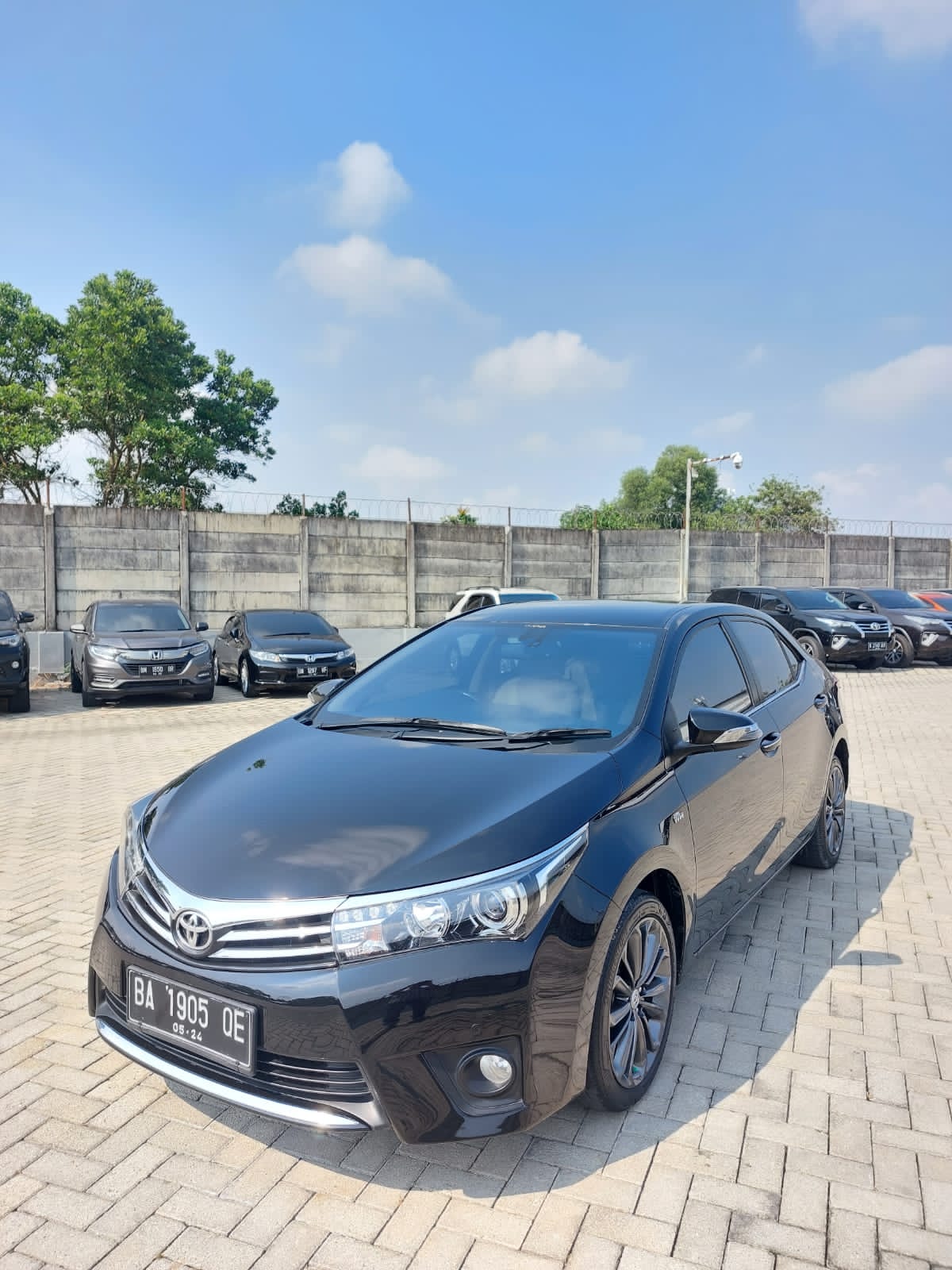 2014 Toyota Corolla Altis 2014 Toyota Corolla Altis