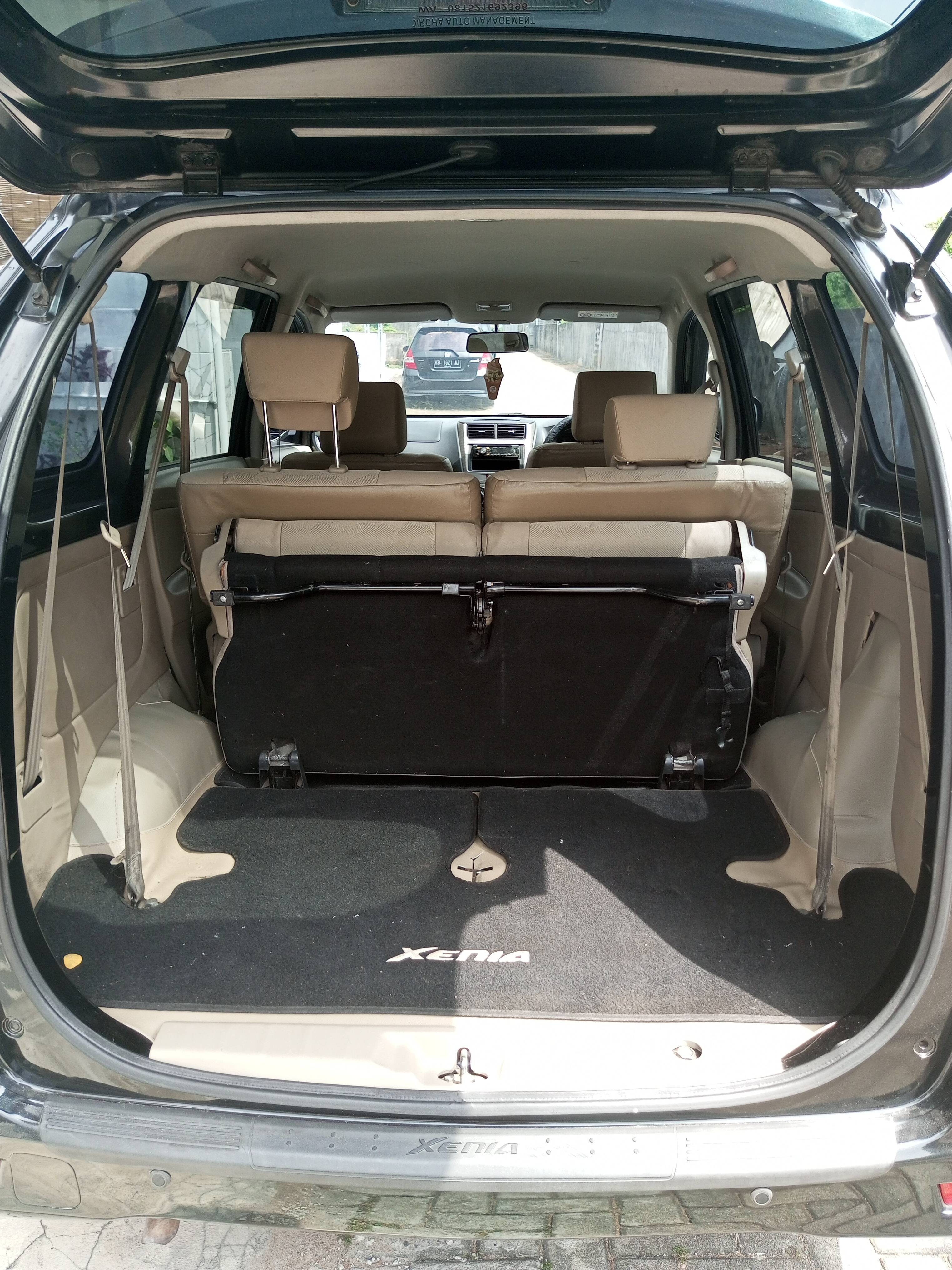 2013 Daihatsu Xenia 2013 Daihatsu Xenia