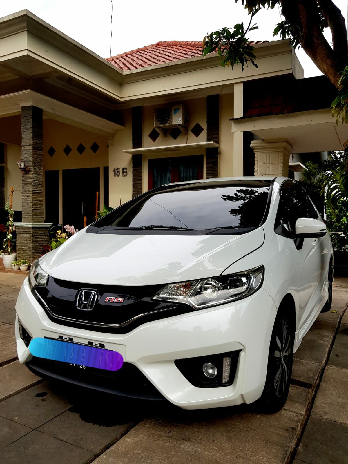 Second Hand 2015 Honda Jazz Second Hand 2015 Honda Jazz