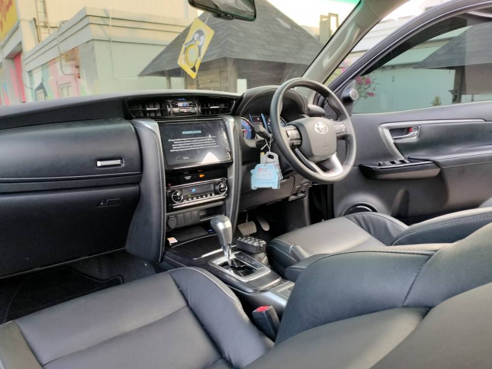 Dijual 2022 Toyota Fortuner 4x2 2.8 GR Sport AT DSL 4x2 2.8 GR Sport AT DSL Bekas