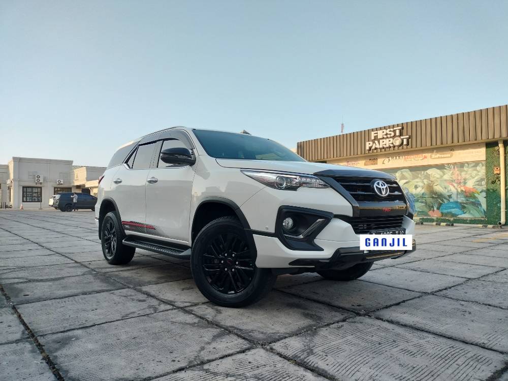 2019 Toyota Fortuner 2.4 VRZ AT 2.4 VRZ AT tua