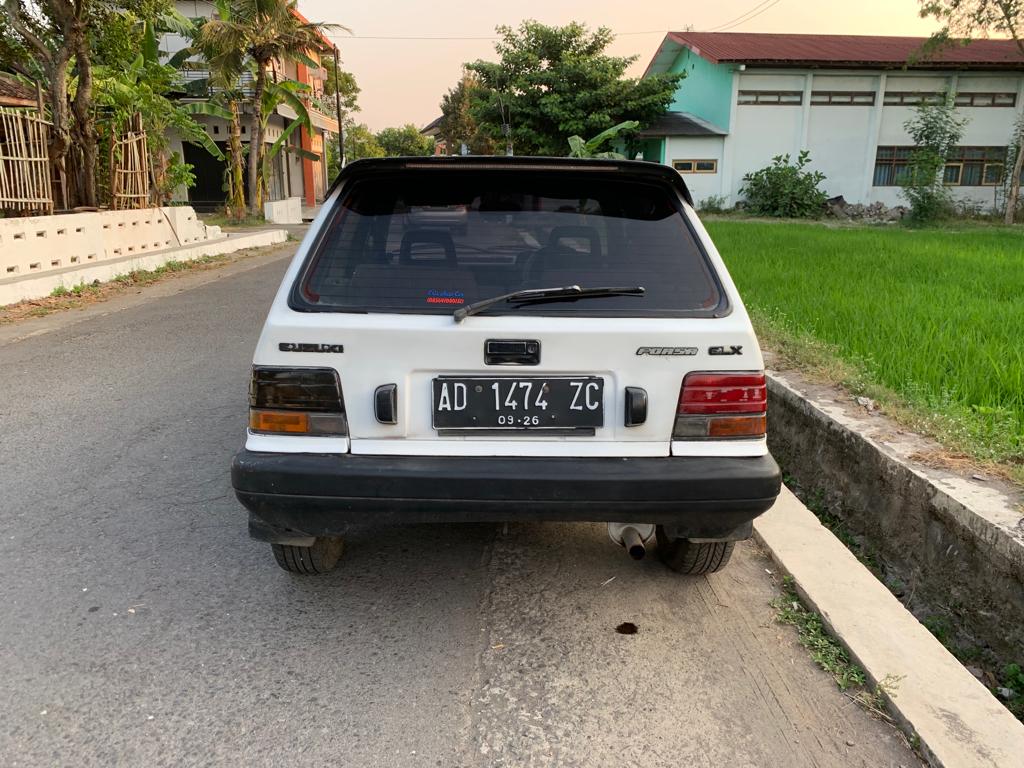 1989 Suzuki Carreta 1 1989 Suzuki Carreta 1