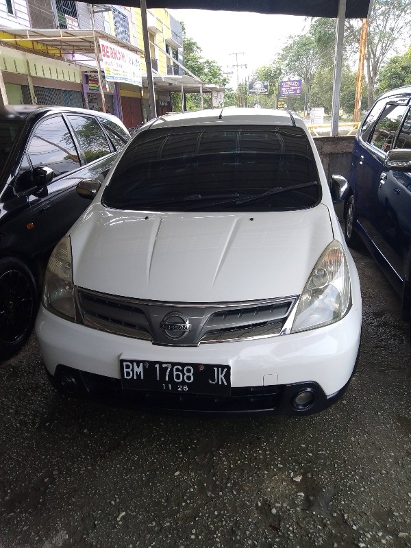 2011 Nissan Grand Livina