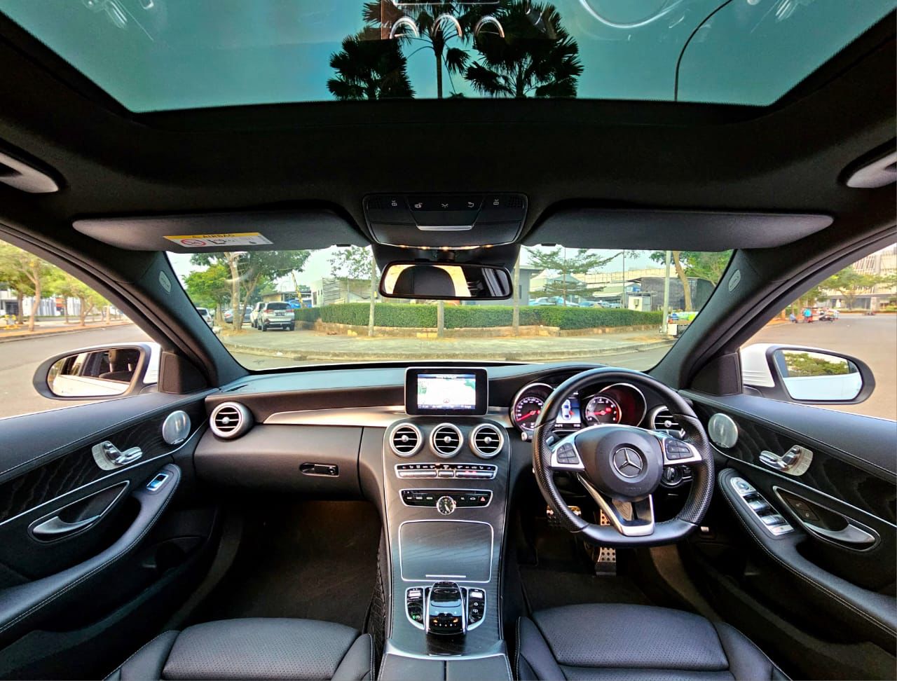 2017 Mercedes Benz C-Class Sedan C 300 AMG Line 2017 Mercedes Benz C-Class Sedan C 300 AMG Line
