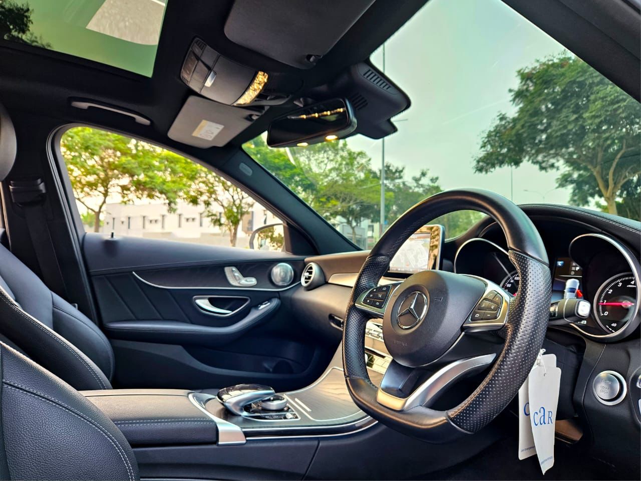 2017 Mercedes Benz C-Class Sedan C 300 AMG Line 2017 Mercedes Benz C-Class Sedan C 300 AMG Line