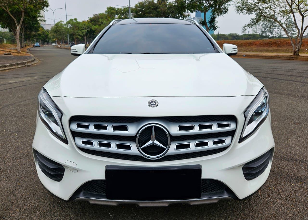 2018 Mercedes Benz GLA 200 AMG SPORT Bekas 2018 Mercedes Benz GLA 200 AMG SPORT Bekas