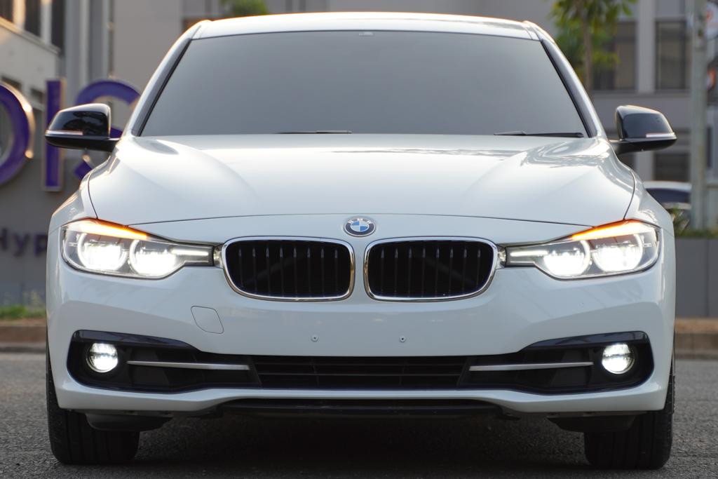 2018 BMW 3 Series Sedan  320i F30 SPORT