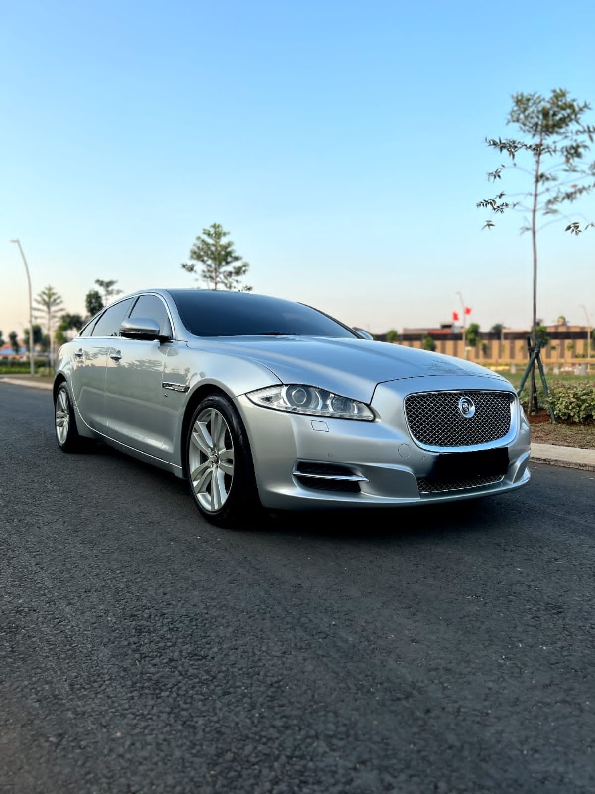2013 Jaguar XJL 3.0 V6 A/T 2013 Jaguar XJL 3.0 V6 A/T