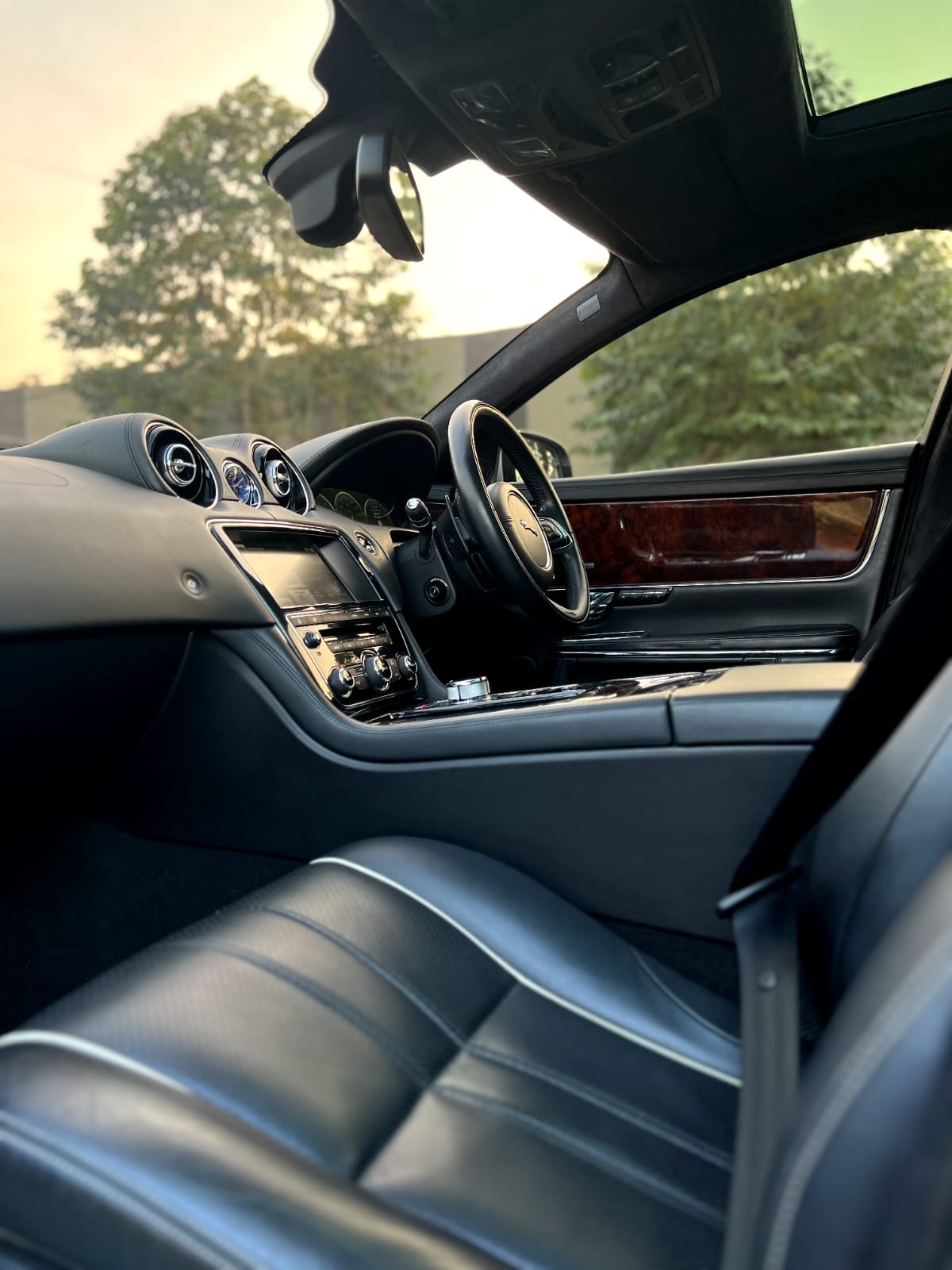 2013 Jaguar XJL 3.0 V6 A/T 2013 Jaguar XJL 3.0 V6 A/T