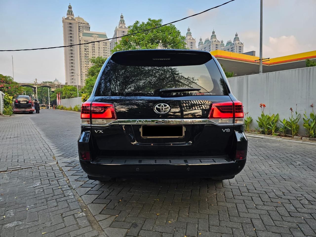 2015 Toyota Land Cruiser VX Grade 2015 Toyota Land Cruiser VX Grade