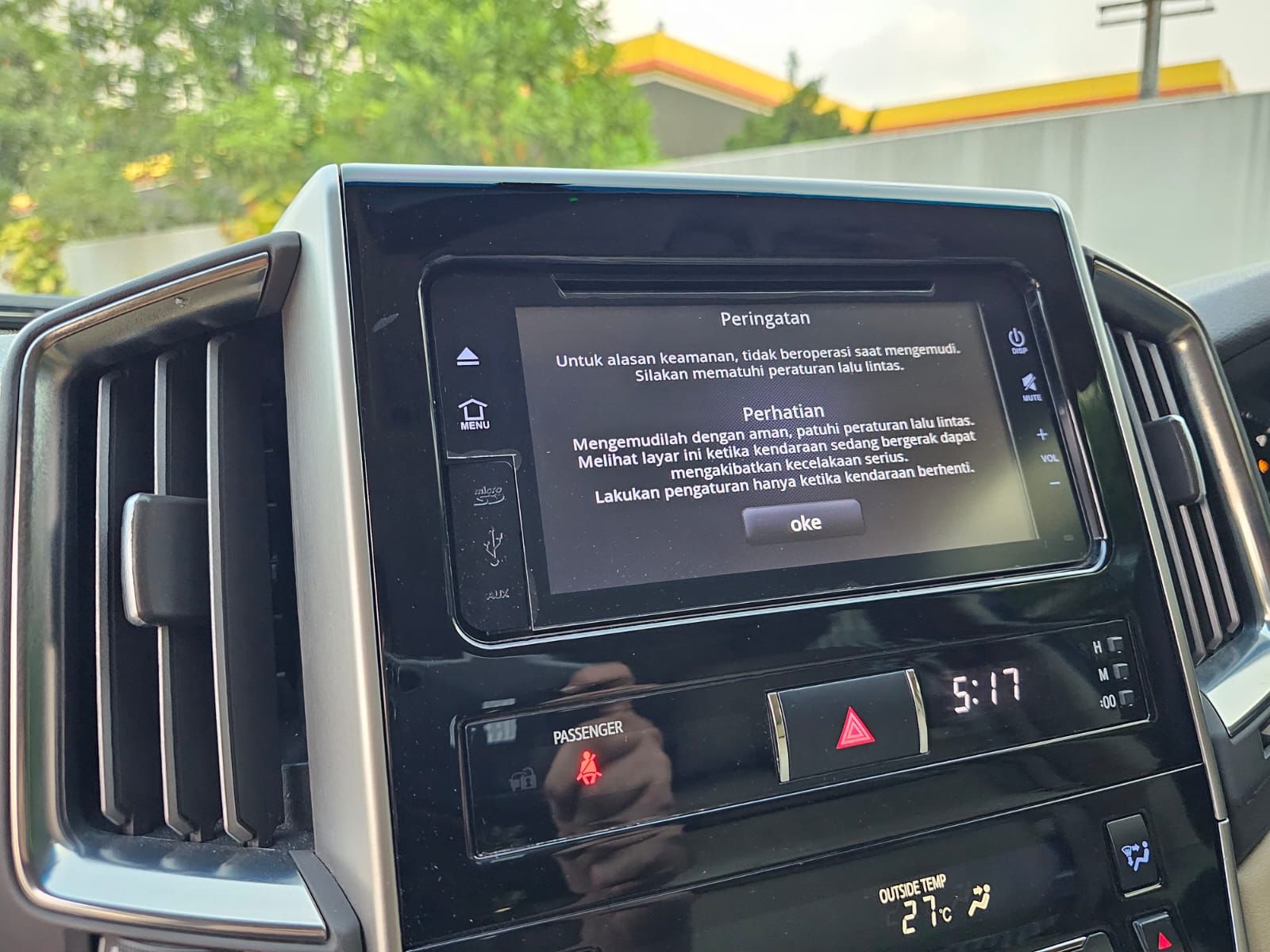 2015 Toyota Land Cruiser VX Grade 2015 Toyota Land Cruiser VX Grade