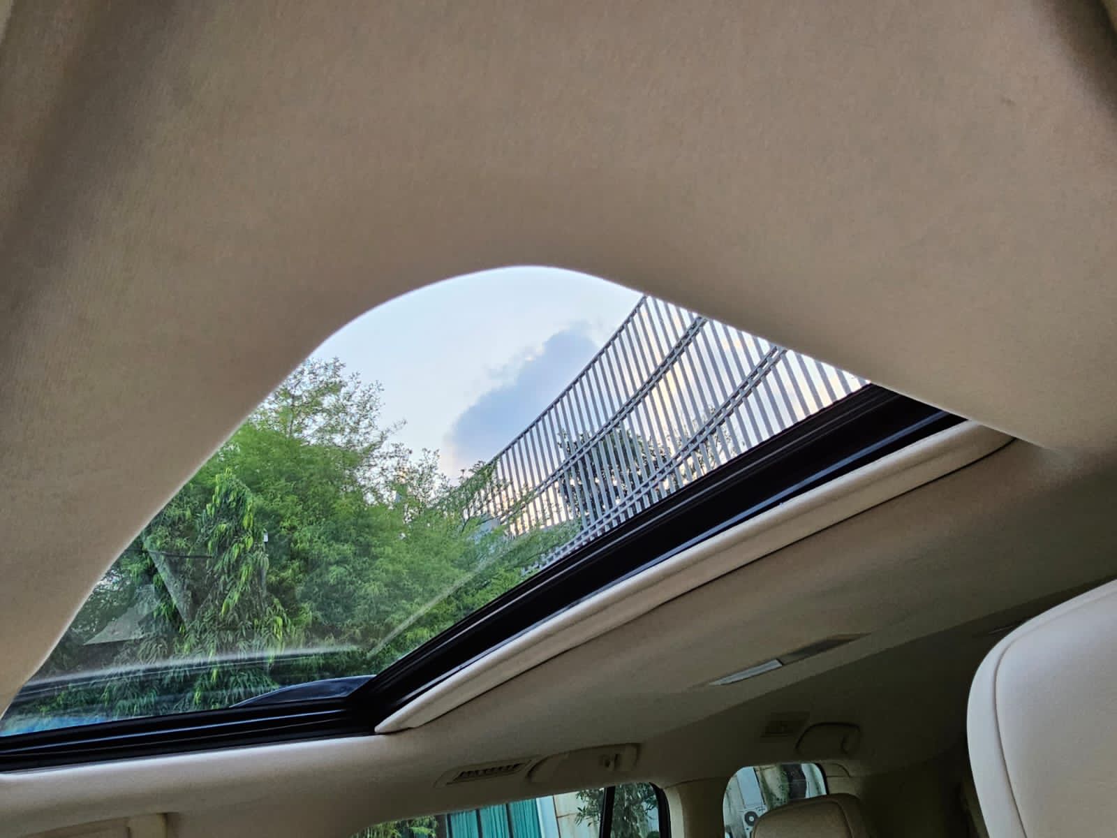 2015 Toyota Land Cruiser VX Grade 2015 Toyota Land Cruiser VX Grade