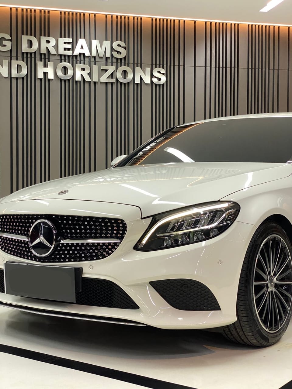 2019 Mercedes Benz C-Class Sedan C 200 2019 Mercedes Benz C-Class Sedan C 200