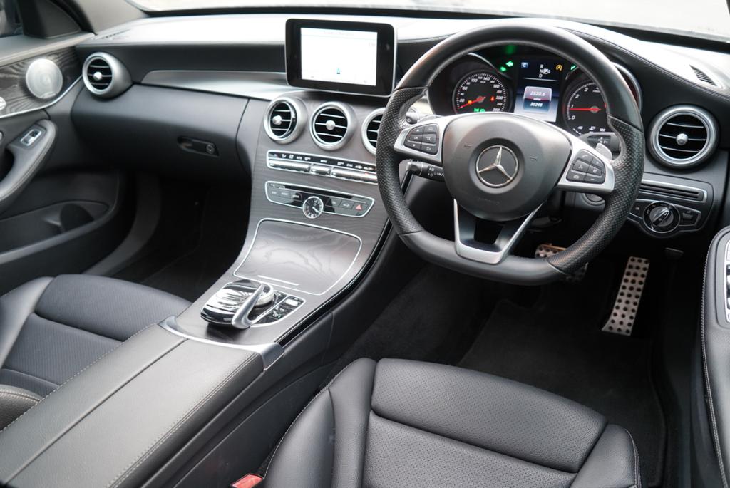 Dijual 2014 Mercedes Benz C-Class  C 250 AMG AT C 250 AMG AT Bekas