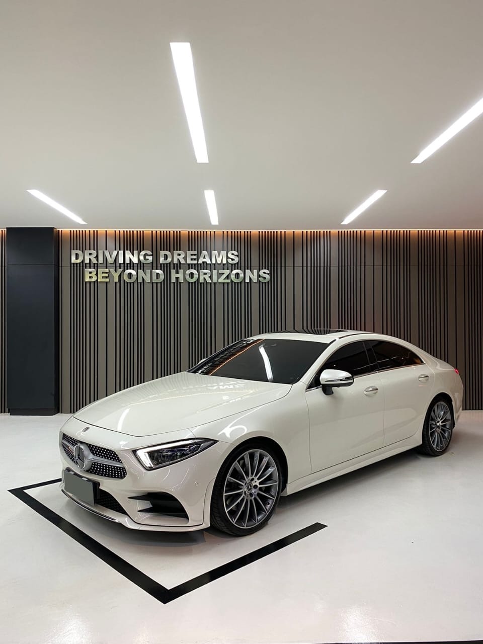 Second Hand 2019 Mercedes Benz CLS-Class 350 AMG Second Hand 2019 Mercedes Benz CLS-Class 350 AMG