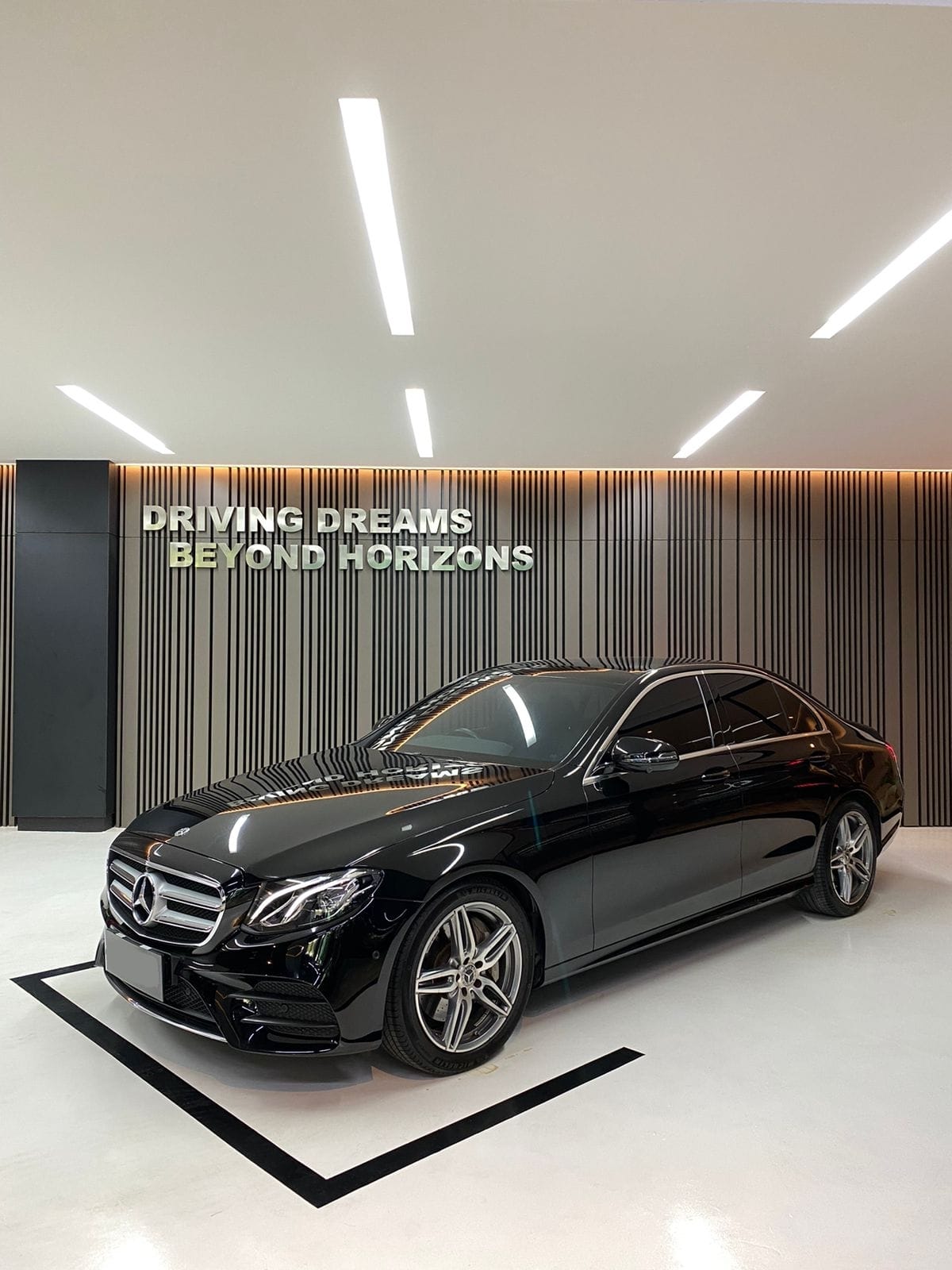 Second Hand 2018 Mercedes Benz E-Class  E 300 AMG Line Second Hand 2018 Mercedes Benz E-Class  E 300 AMG Line