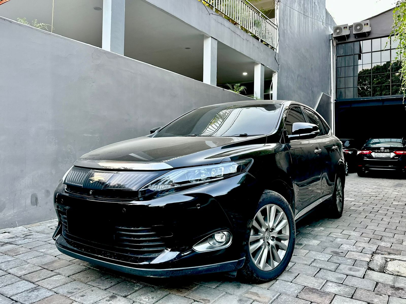 2015 Toyota Harrier 2.0 GS PREMIUM SOUND 2015 Toyota Harrier 2.0 GS PREMIUM SOUND