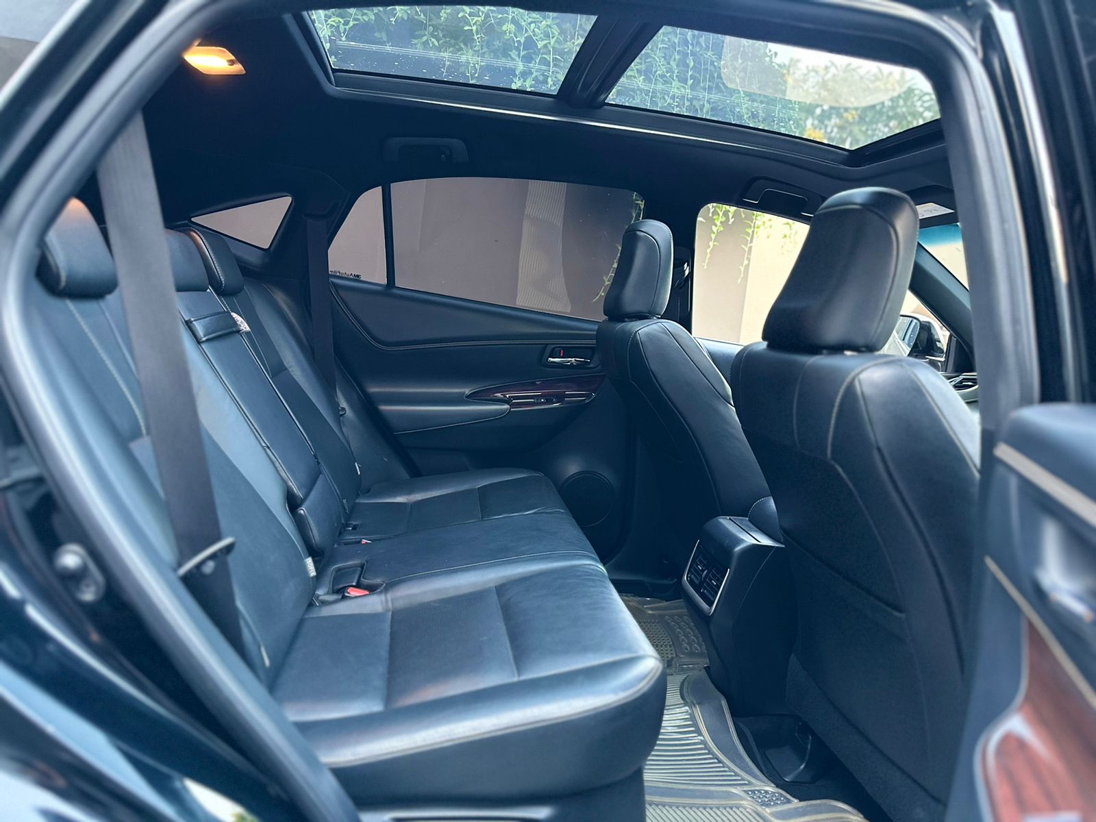 2015 Toyota Harrier 2.0 GS PREMIUM SOUND 2015 Toyota Harrier 2.0 GS PREMIUM SOUND