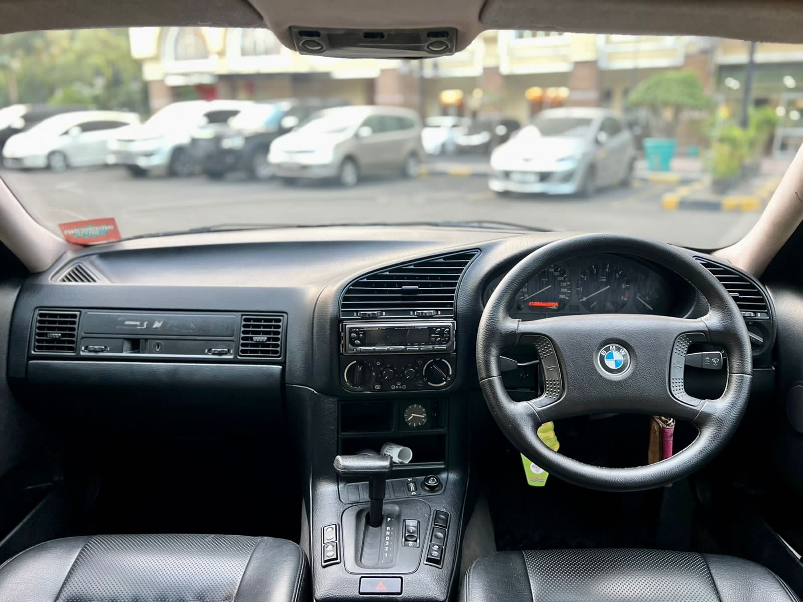 1993 BMW 3 Series Gran Turismo 318d 1993 BMW 3 Series Gran Turismo 318d