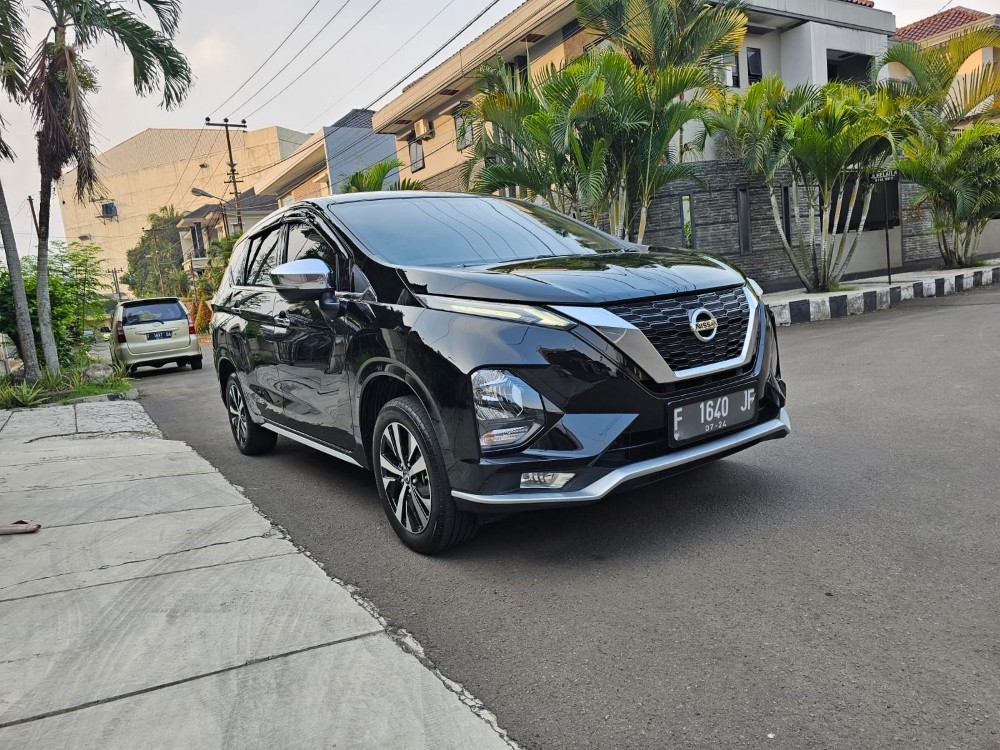 2019 Nissan Livina