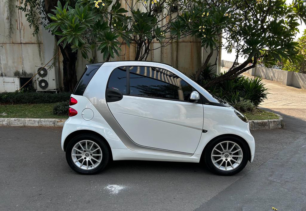 2011 Smart Fortwo 2011 Smart Fortwo