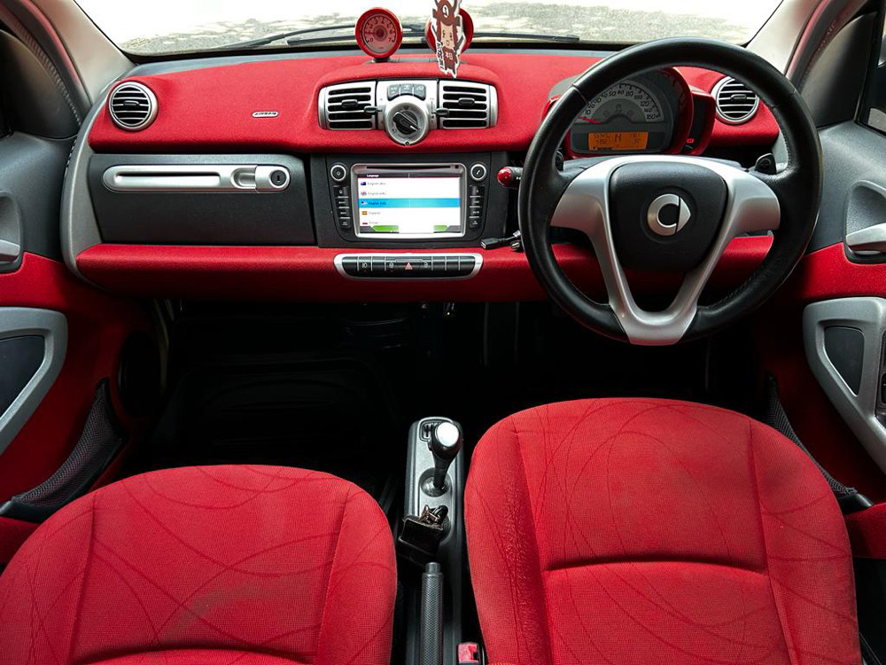 2011 Smart Fortwo 2011 Smart Fortwo