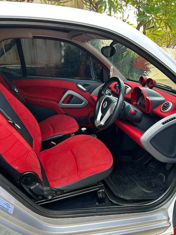 2011 Smart Fortwo 2011 Smart Fortwo