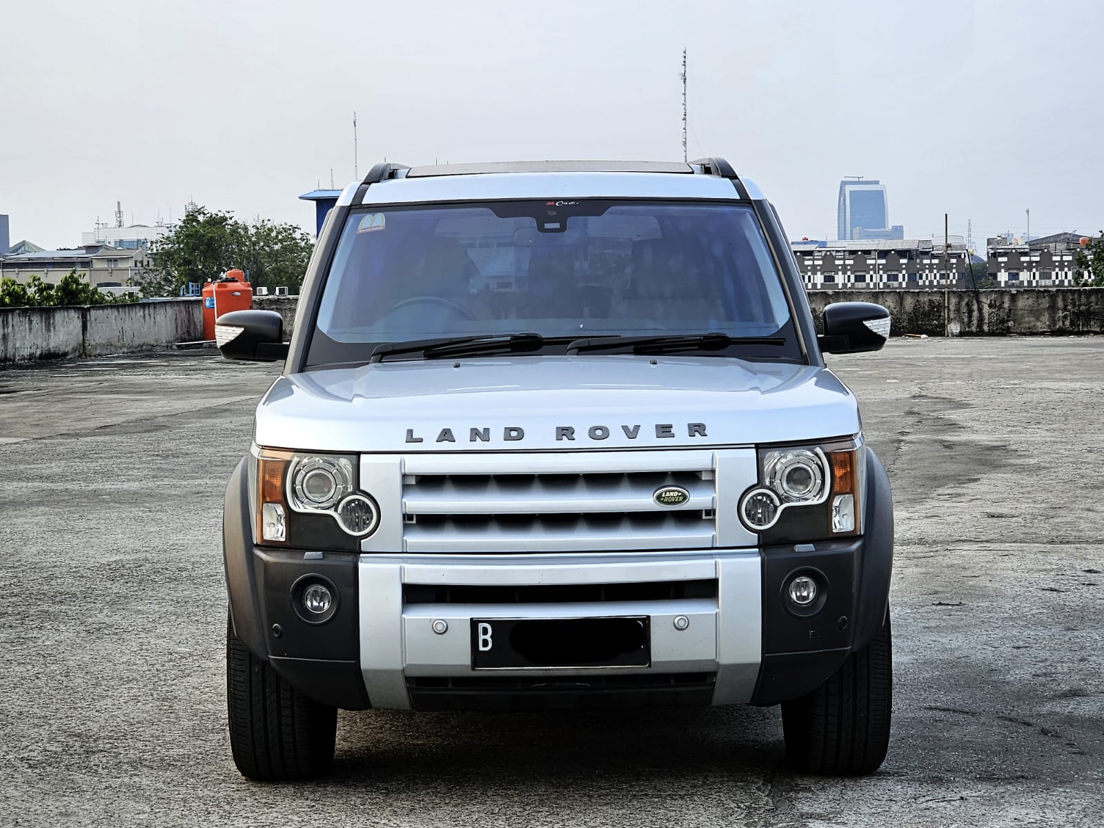 Second Hand 2008 Land Rover Discovery 3.0 HSE PETROL Second Hand 2008 Land Rover Discovery 3.0 HSE PETROL