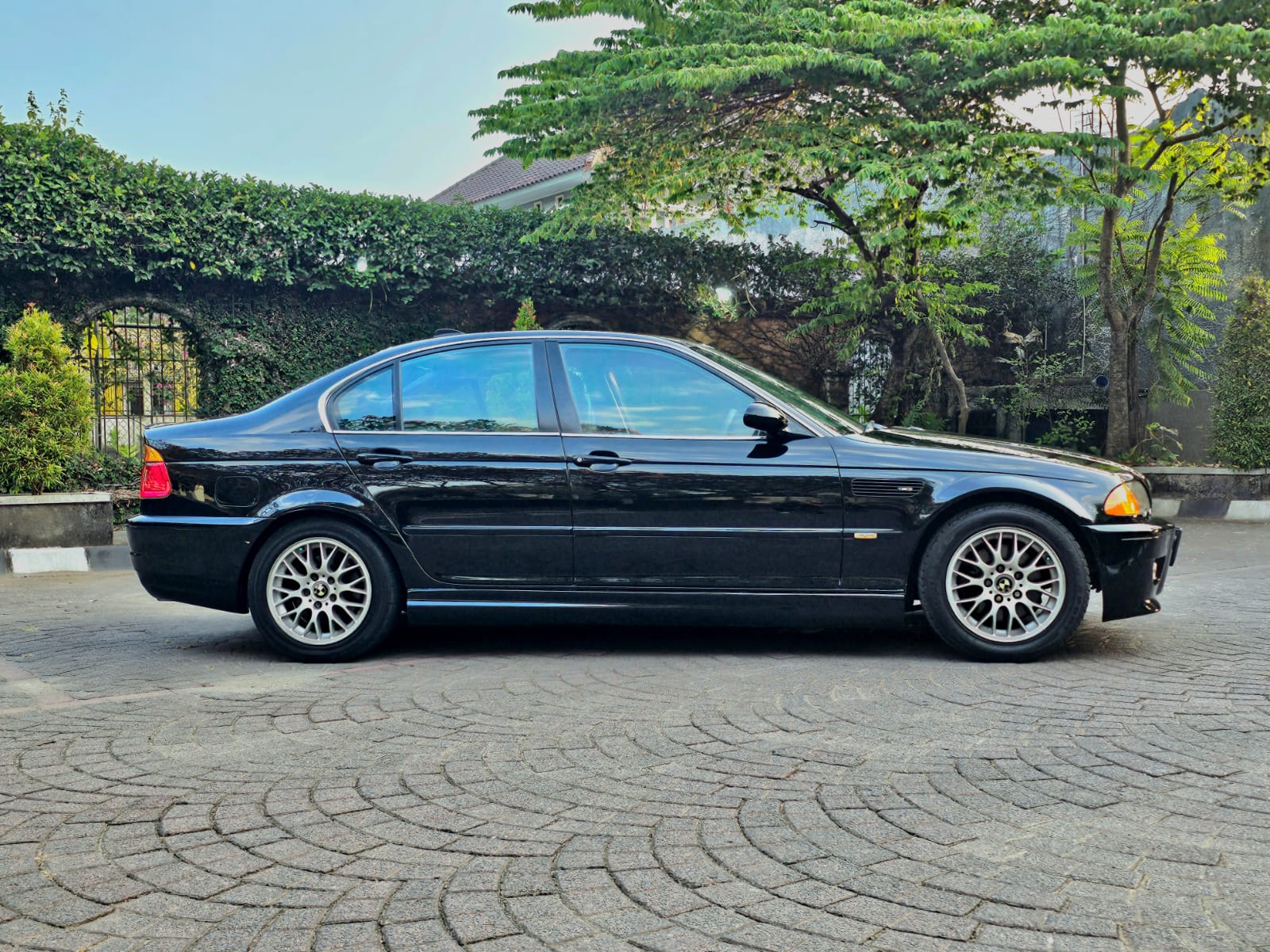 2001 BMW 3 Series Sedan 2001 BMW 3 Series Sedan