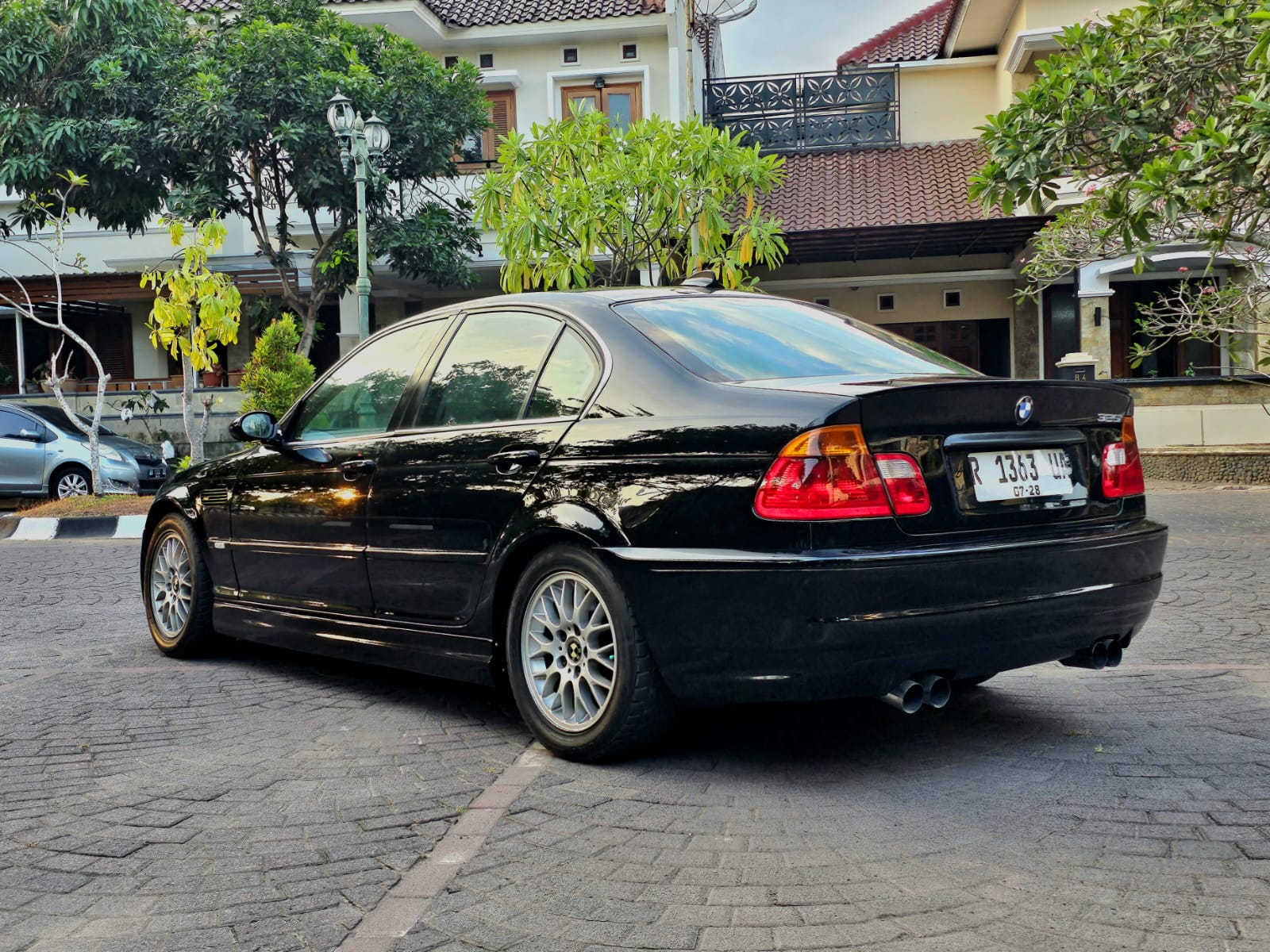 2001 BMW 3 Series Sedan 2001 BMW 3 Series Sedan