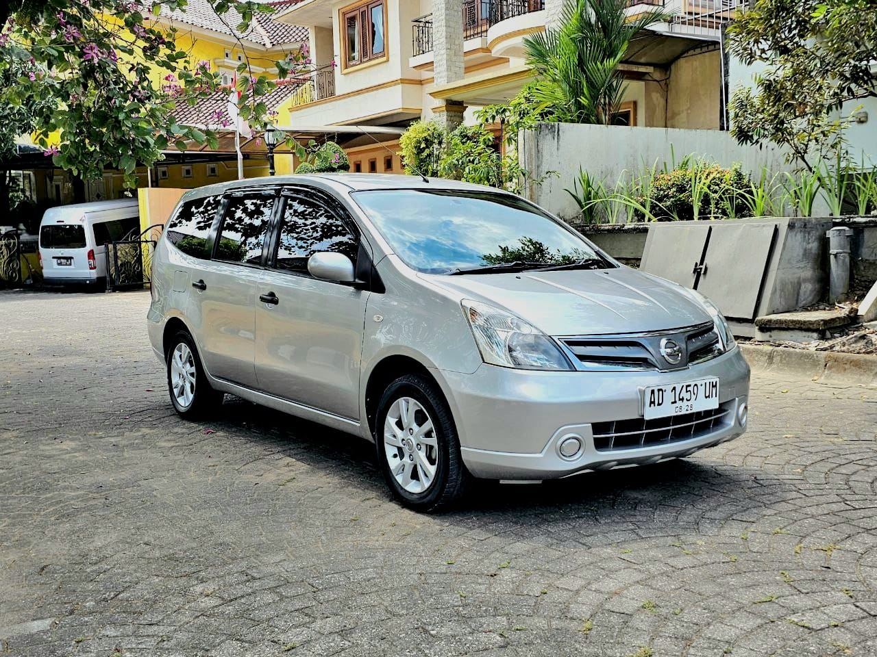 2013 Nissan Grand Livina 2013 Nissan Grand Livina