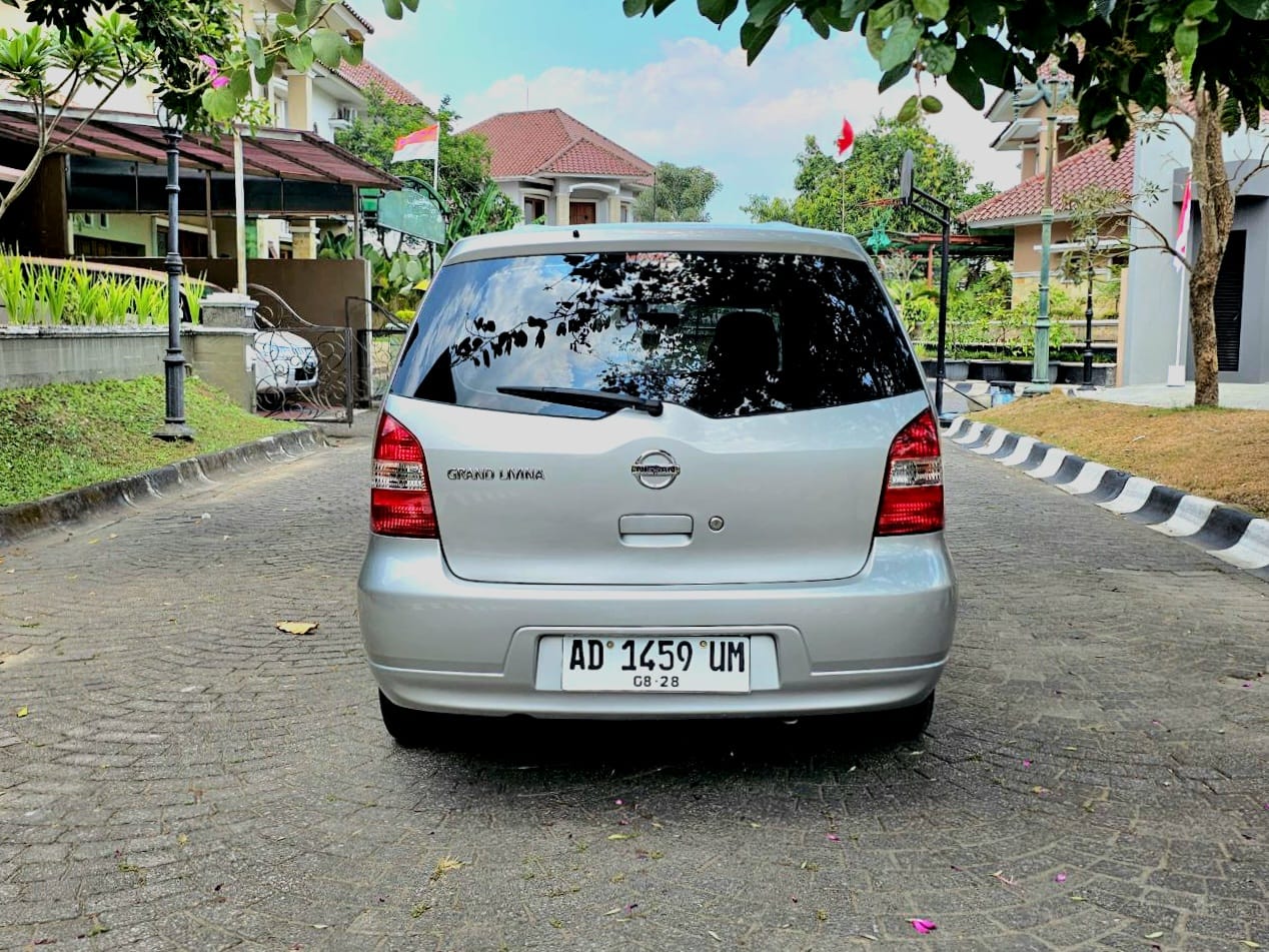 2013 Nissan Grand Livina 2013 Nissan Grand Livina