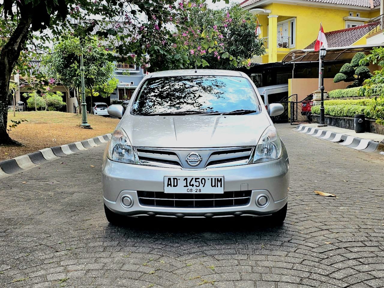 2013 Nissan Grand Livina 2013 Nissan Grand Livina