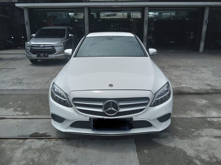 2019 Mercedes Benz C-Class Sedan Bekas 2019 Mercedes Benz C-Class Sedan Bekas
