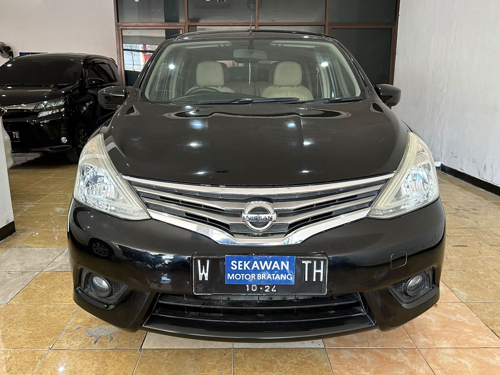 2014 Nissan Grand Livina Bekas 2014 Nissan Grand Livina Bekas