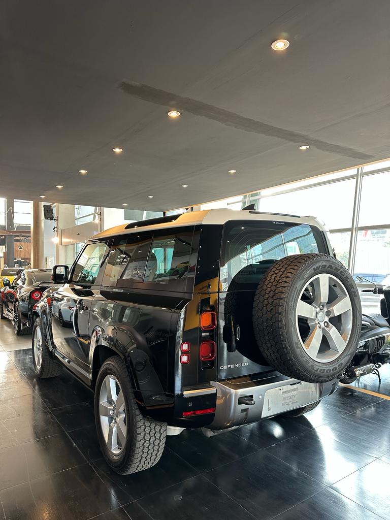 2023 Land Rover Defender 90 2023 Land Rover Defender 90