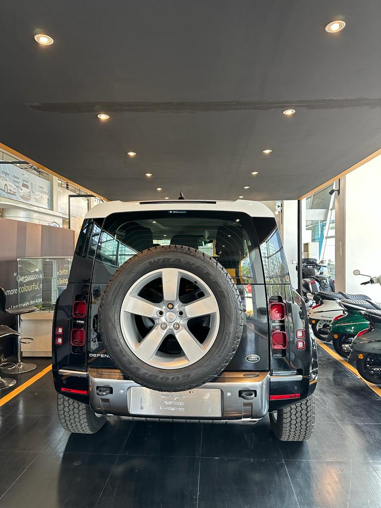 2023 Land Rover Defender 90 2023 Land Rover Defender 90