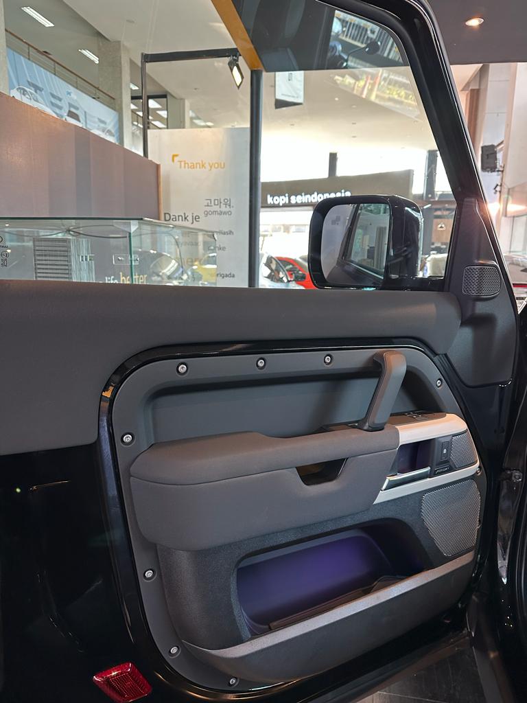 2023 Land Rover Defender 90 2023 Land Rover Defender 90