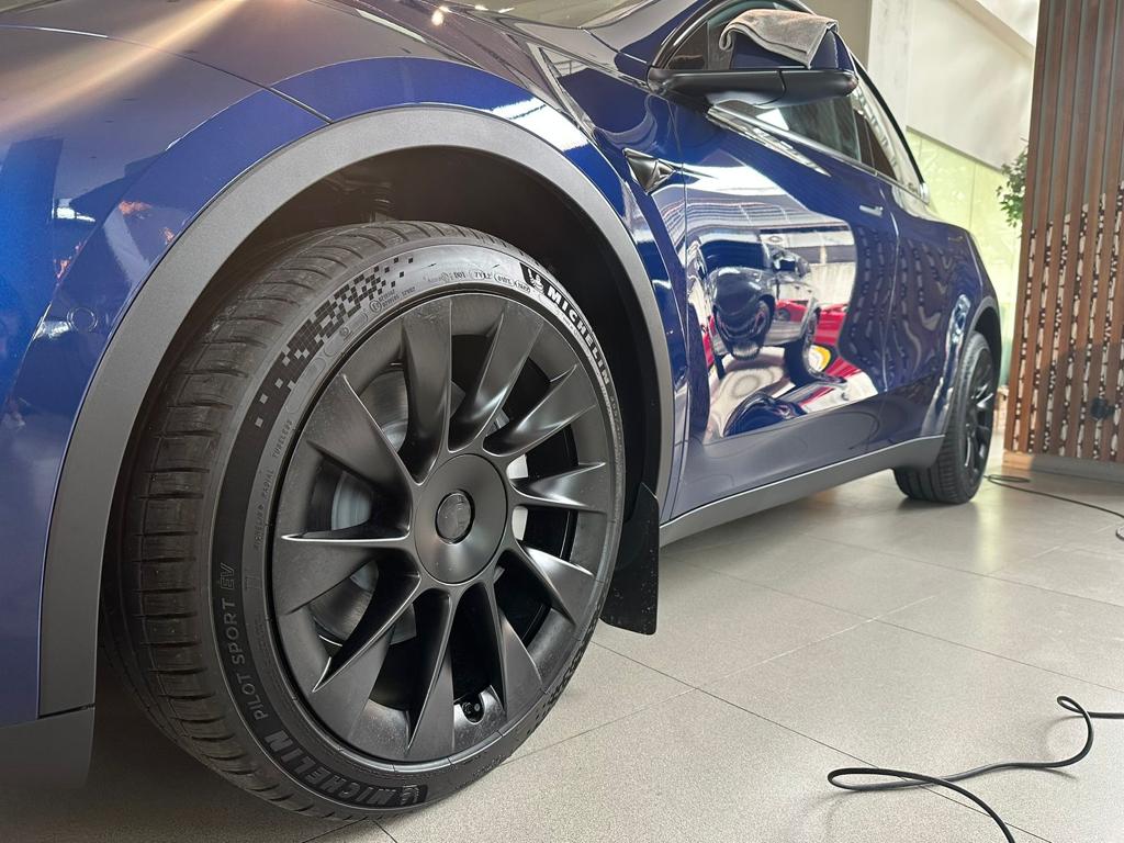 2023 Tesla Model X 2023 Tesla Model X