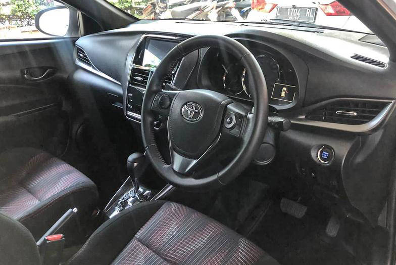 Dijual 2021 Toyota Yaris S TRD 1.5L AT S TRD 1.5L AT Bekas