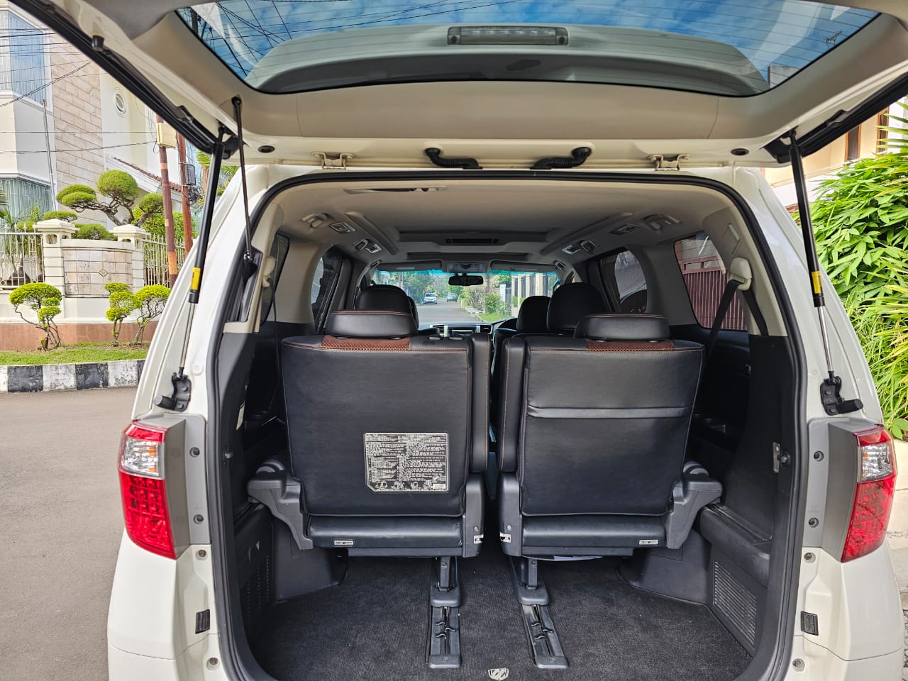 2014 Toyota Alphard 2014 Toyota Alphard